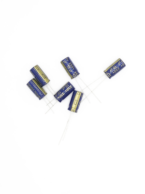 خازن های الکترولیتی شعاعی 10UF 250 ولت 8x16mm 20% تحمل