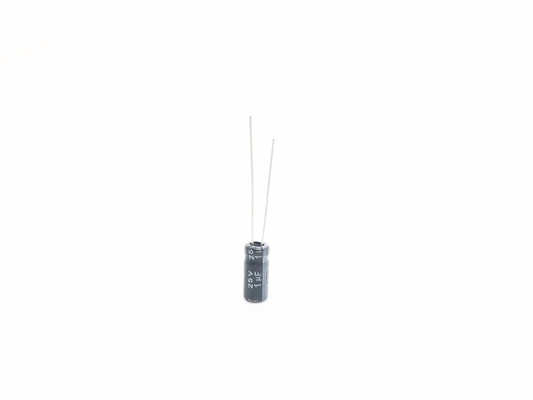 خازن های الکترولیتی سرب شعاعی ISO9001 RoHS 1UF25V 5X11mm