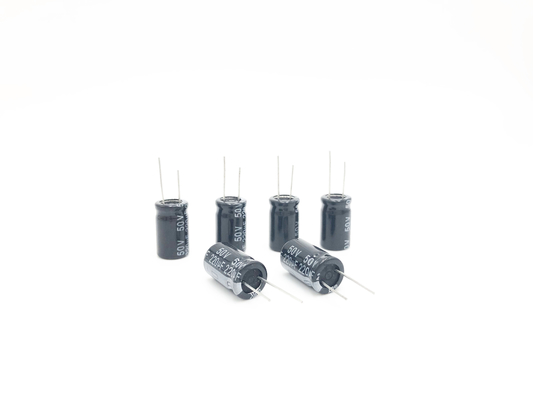 خازن های الکترولیتی آلومینیومی شعاعی SMR 220UF 50V 10X17MM