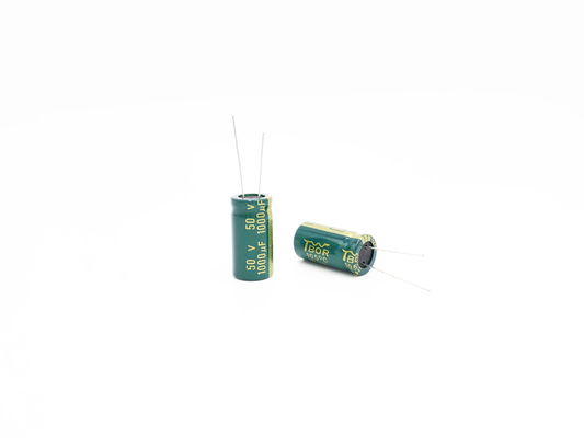 خازن نور LED 13X25mm خازن فرکانس بالا 1000 Uf 50 ولت خازن