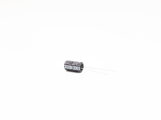 خازن الکترولیتی شعاعی آلومینیوم ISO9001 2.2UF400V جریان ریپل بالا