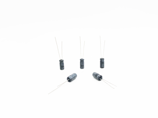 خازن های الکترولیتی آلومینیومی مینیاتوری 22UF 25V 5X11mm RoHS