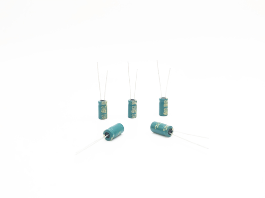 خازن الکترولیتی شعاعی 6.3x12mm 4.7UF 250V ESR پایین 5000 ساعت عمر بار