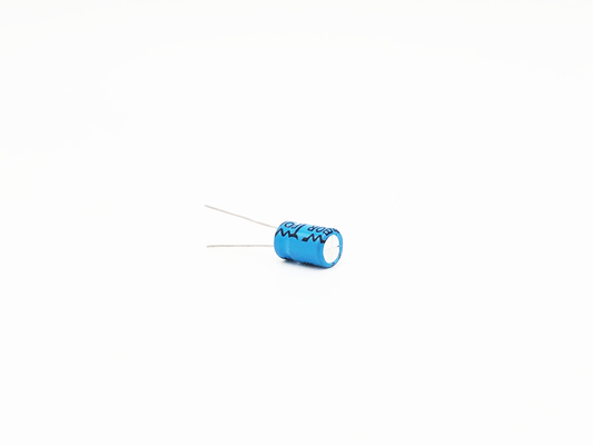 خازن آمپر خودرو 220uF25V 8x12mm برای مدارهای معکوس قطبی